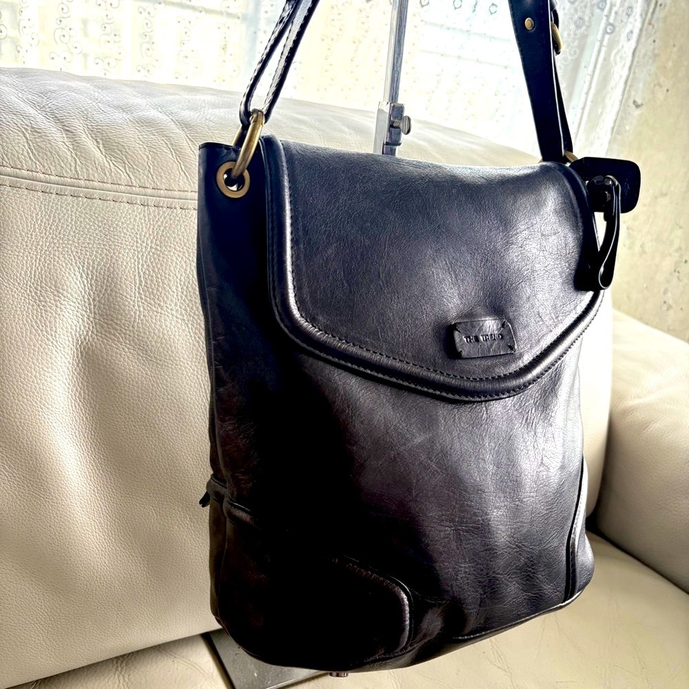 THE TREND Black Leather Shoulder Bag